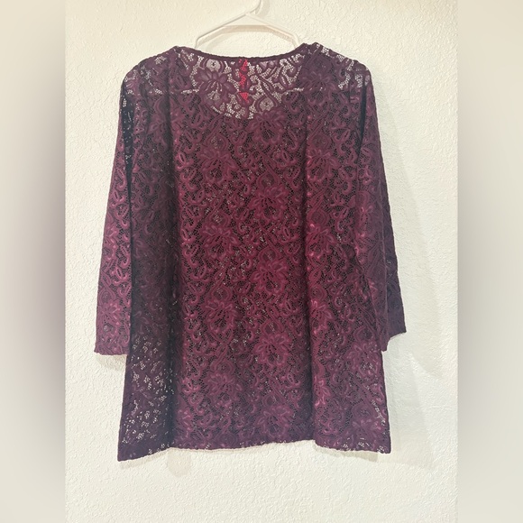 Ruby Ribbon Chantilly Lace Top in Burgundy NWT - Picture 2 of 6